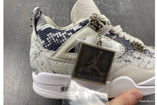 417  819139-030 Jordan  Retro 4 819139-030 GoAnywhere Snakeskin  0524